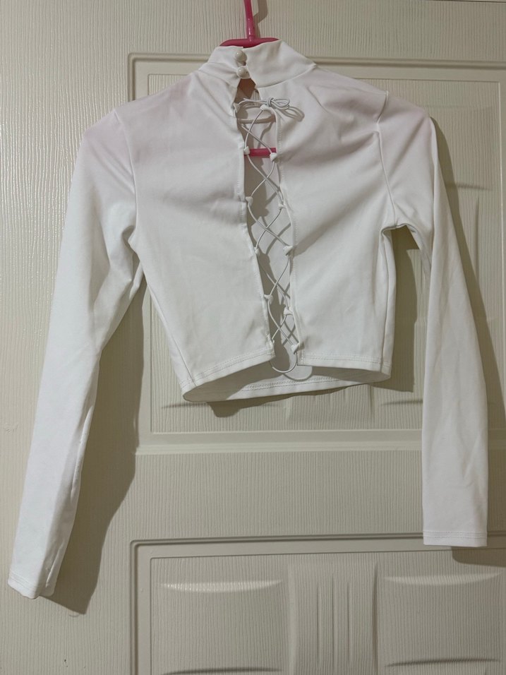 Beyaz Uzun Kollu Yarım Crop Top - Görsel 2