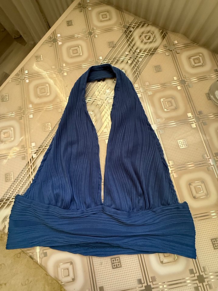 Beyaz Uzun Kollu Yarım Crop Top - Görsel 4