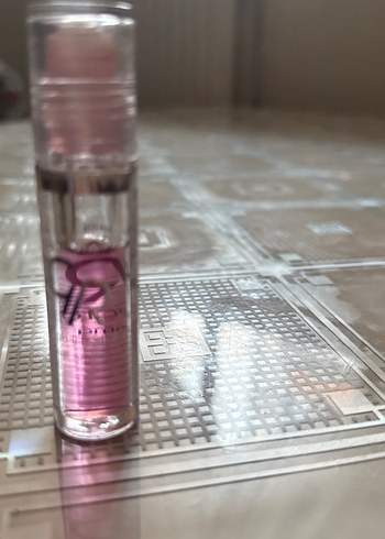 Parlak Pembe Dudak Parlatıcısı - Görsel 7