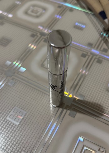 Parlak Bej Renk Maskara - Görsel 4