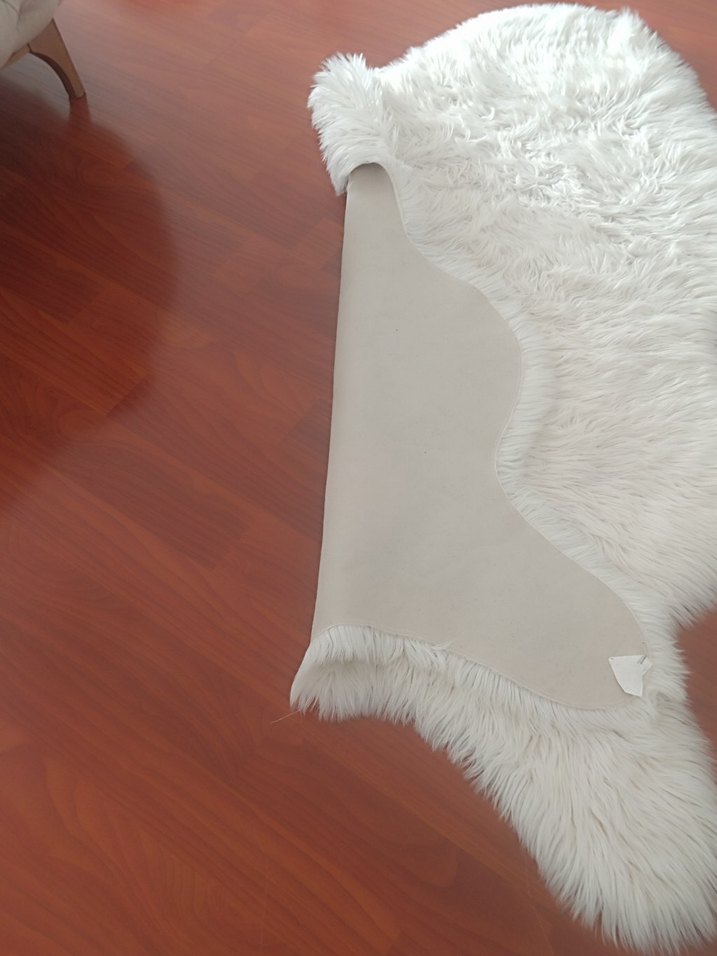 Beyaz Bohem Tarzı Peluş Halı - Görsel 2