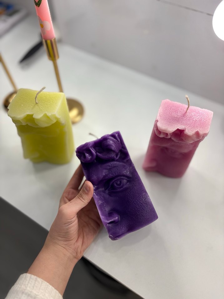 Renkli Heykel Yüz Mum - Görsel 5