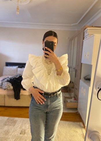 EKRU VOLANLI GÖMLEK - Görsel 2