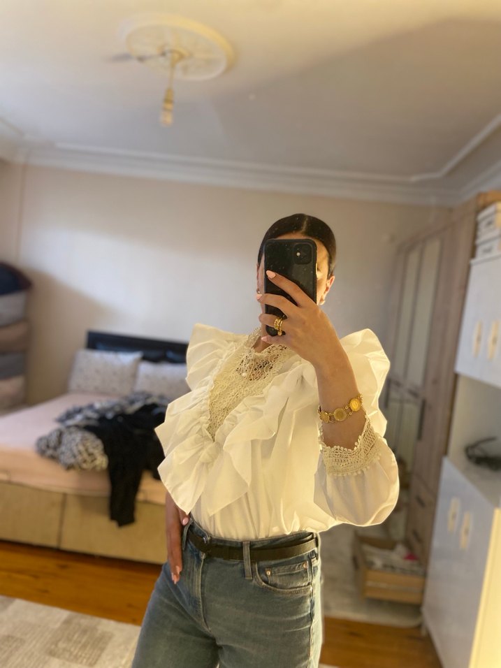 EKRU VOLANLI GÖMLEK - Görsel 4