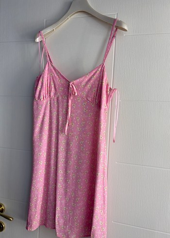 Pembe  Kısa Elbise KUMAŞI ÇOK GÜZEL - Görsel 5