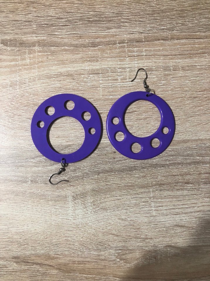 Mor Halkalı Küpe - Görsel 2