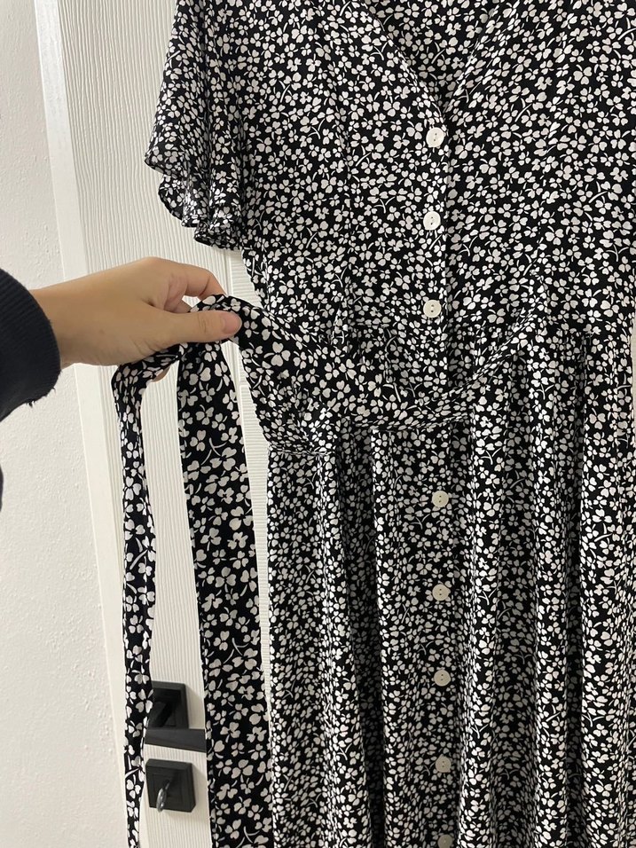 Düğmeli çiçekli uzun elbise - Görsel 2