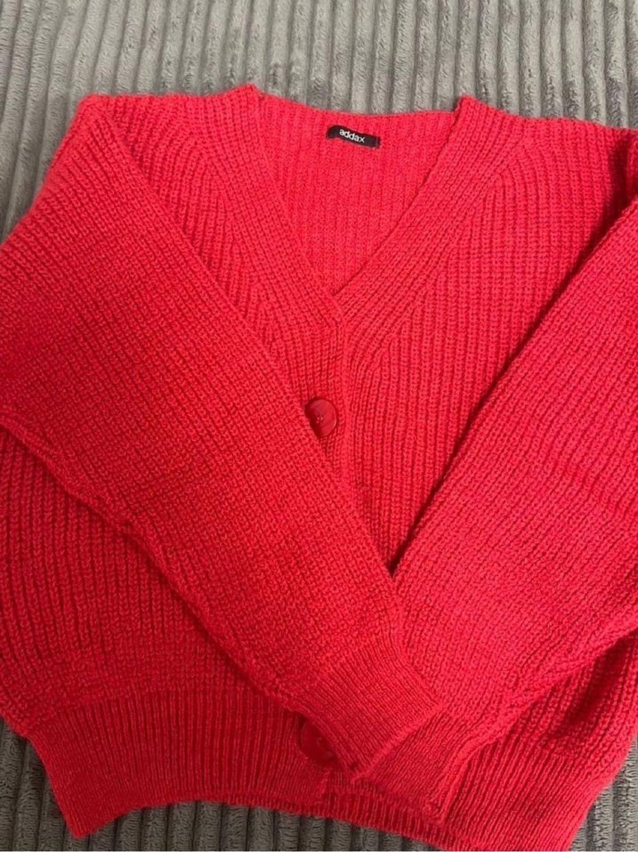 Kadın Kırmızı V Yaka Triko Hırka - Görsel 4