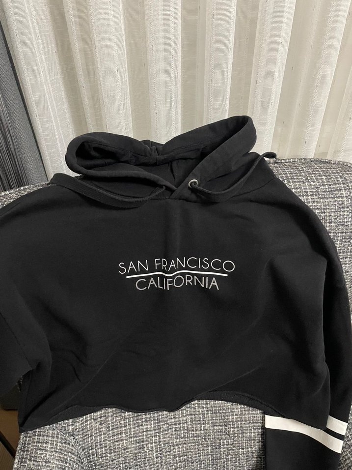 H&M Kapüşonlu Kadın Kısa Sweatshirt - Görsel 2