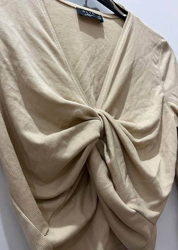 Bej V Yakalı Uzun Kollu Drapeli Kadın Bluz - Görsel 2