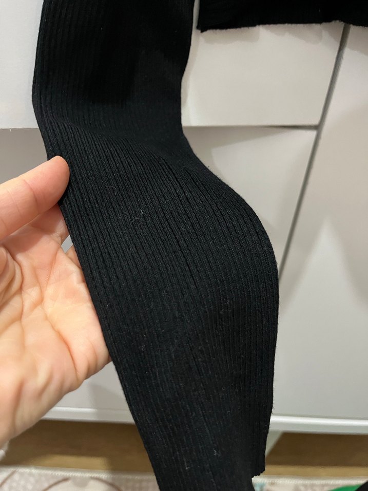 Siyah V Yaka Uzun Kollu Triko Bluz - Görsel 5