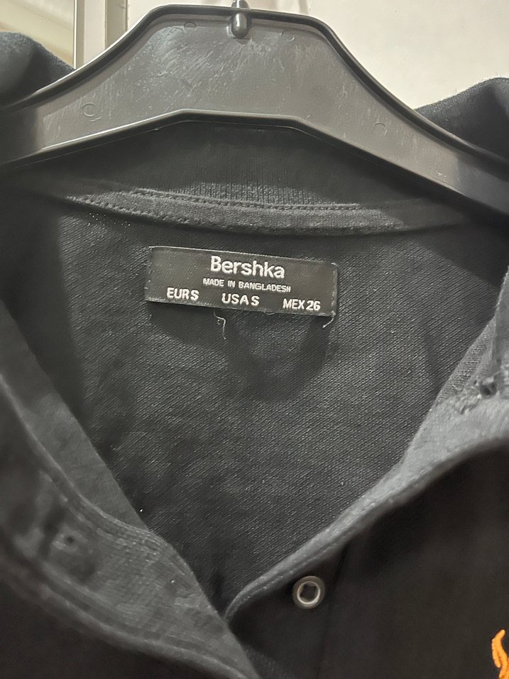 Düğmeli Baskılı Siyah Kadın Sweatshirt - Görsel 3