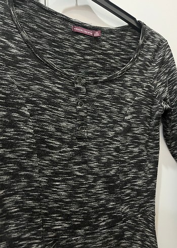 V Yaka Uzun Kollu Siyah Gri Midi Elbise - Görsel 3