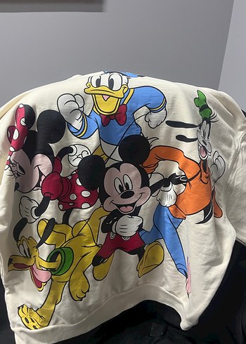 Beyaz Mickey Mouse Baskılı Kadın Sweatshirt - Görsel 4