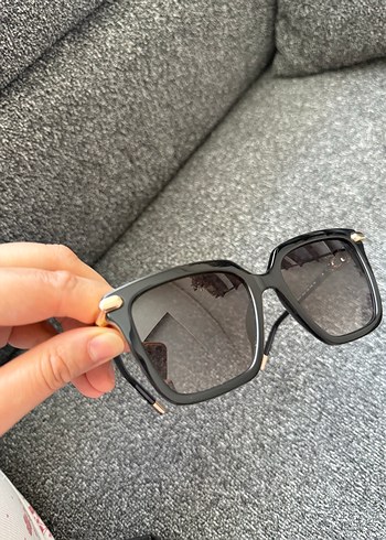Furla güneş gözlüğü - Görsel 10