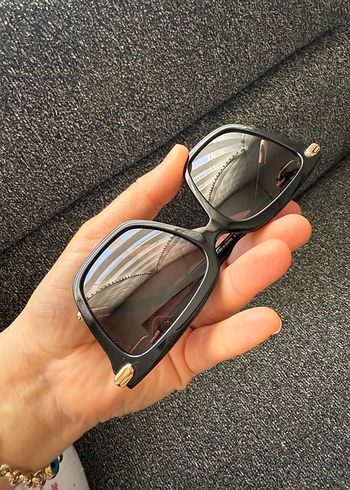 Furla güneş gözlüğü - Görsel 12
