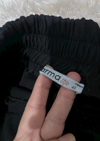 Siyah Kemerli Kadın Kumaş Pantolon - Görsel 3