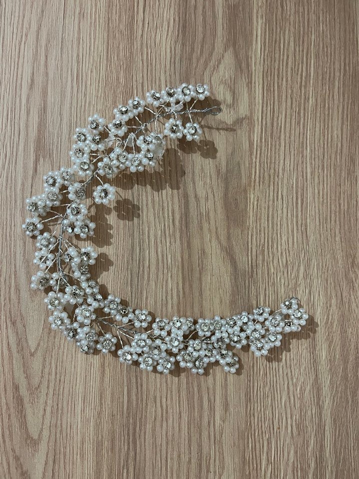 Boncuk Detaylı Beyaz Örgü Saç Aksesuarı - Görsel 2