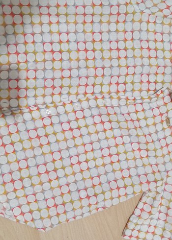 Düğmeli, kısa kollu, bol kesim gömlek - Görsel 2