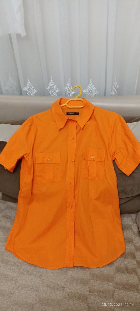 Sarı Parlak kısa kollu Düğmeli Kadın Gömlek - Görsel 2