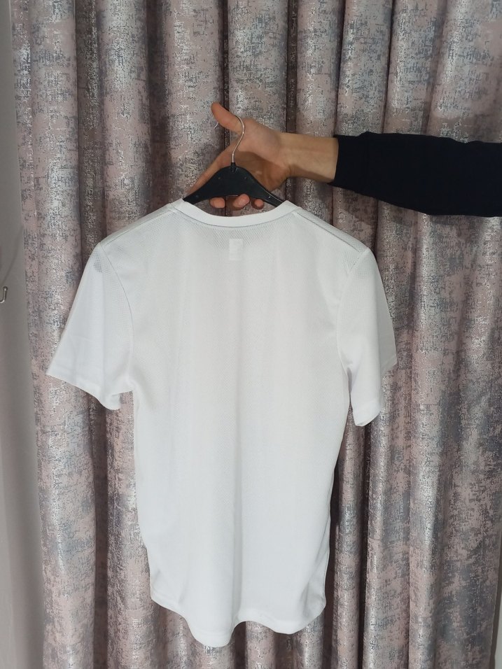 Nike DRI-FİT Erkek Beyaz Oversize Basic Tişört - Görsel 2