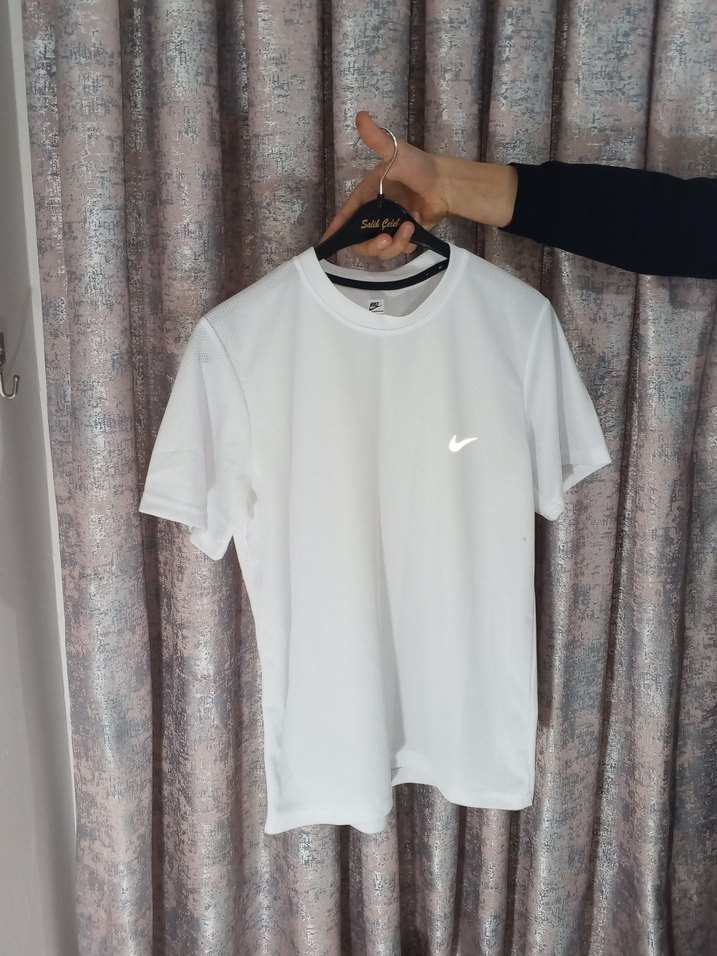 Nike DRI-FİT Erkek Beyaz Oversize Basic Tişört - Görsel 4