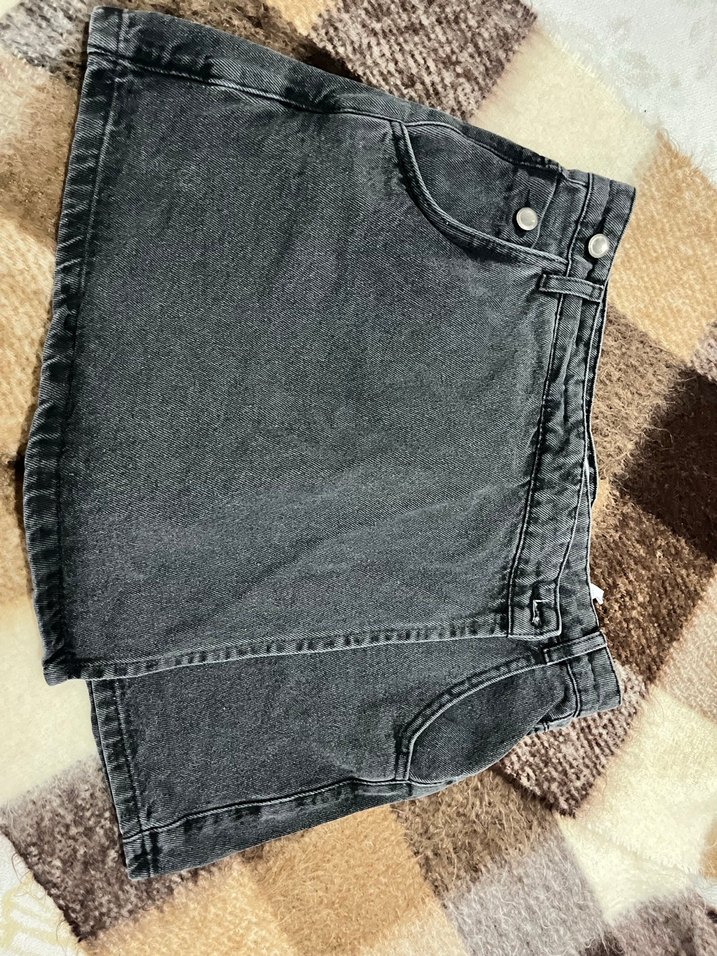 Gri -Siyah  Mini Kot Şort Rahat Kesim - Görsel 3