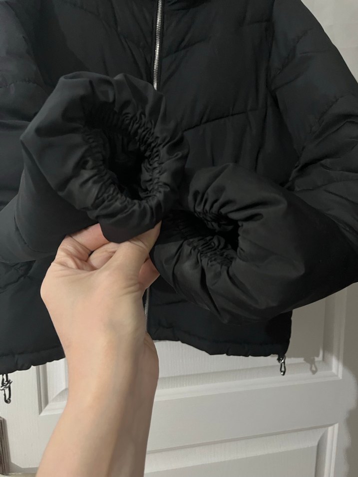 Stradivarius Siyah Fermuarlı Kadın Kışlık Mont - Görsel 5