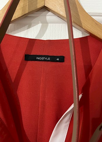 Kolsuz Kırmızı Uzun Elbise - Görsel 3