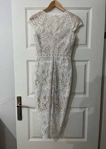 Dantel Detaylı Beyaz Uzun Abiye Elbise - Görsel 4