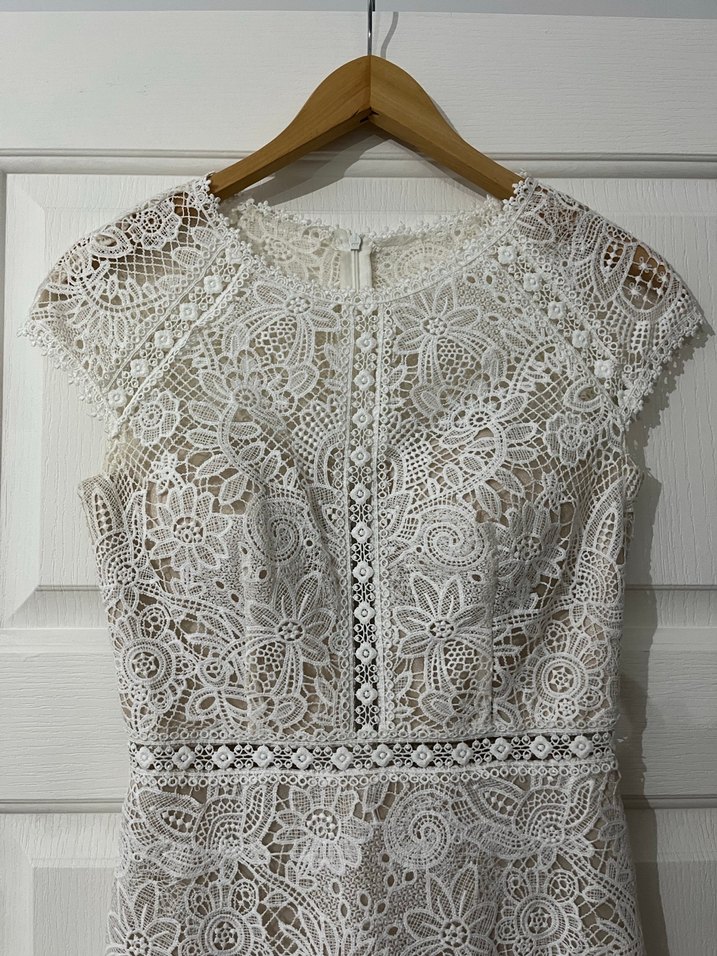 Dantel Detaylı Beyaz Uzun Abiye Elbise - Görsel 2