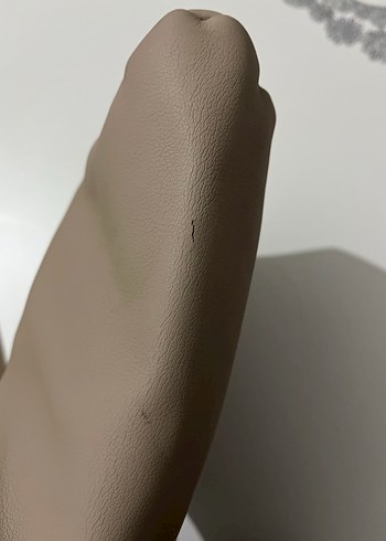 Bej Deri Zincir Detaylı Modern Klasik Çanta - Görsel 4