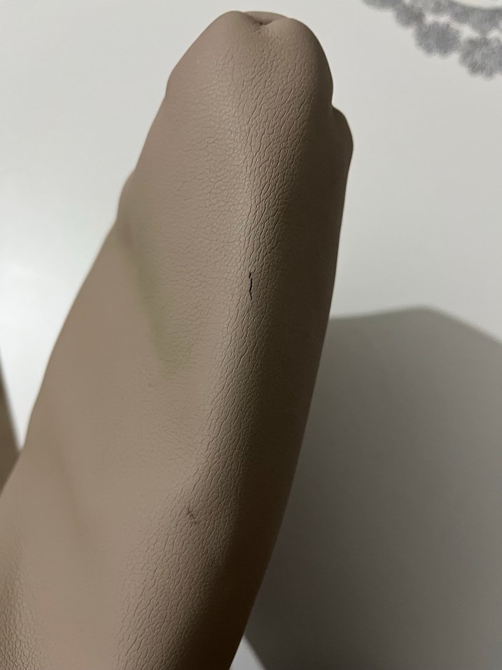 Bej Deri Zincir Detaylı Modern Klasik Çanta - Görsel 4