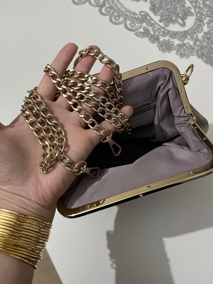 Bej Deri Zincir Detaylı Modern Klasik Çanta - Görsel 3