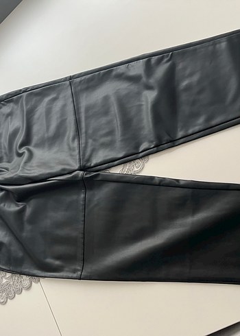 LCW Vision Kadın Siyah Deri Görünümlü Pantolon - Görsel 3