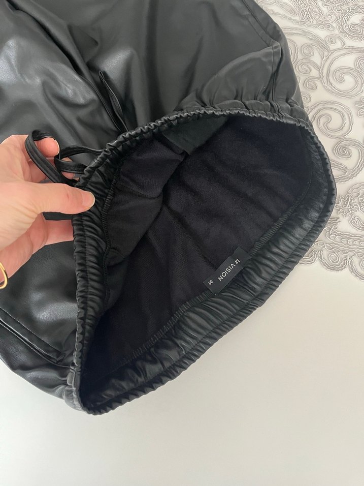 LCW Vision Kadın Siyah Deri Görünümlü Pantolon - Görsel 4