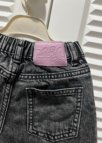 Zara Erkek Çocuk Siyah Baskılı Bol Kesim Kot Pantolon - Görsel 5