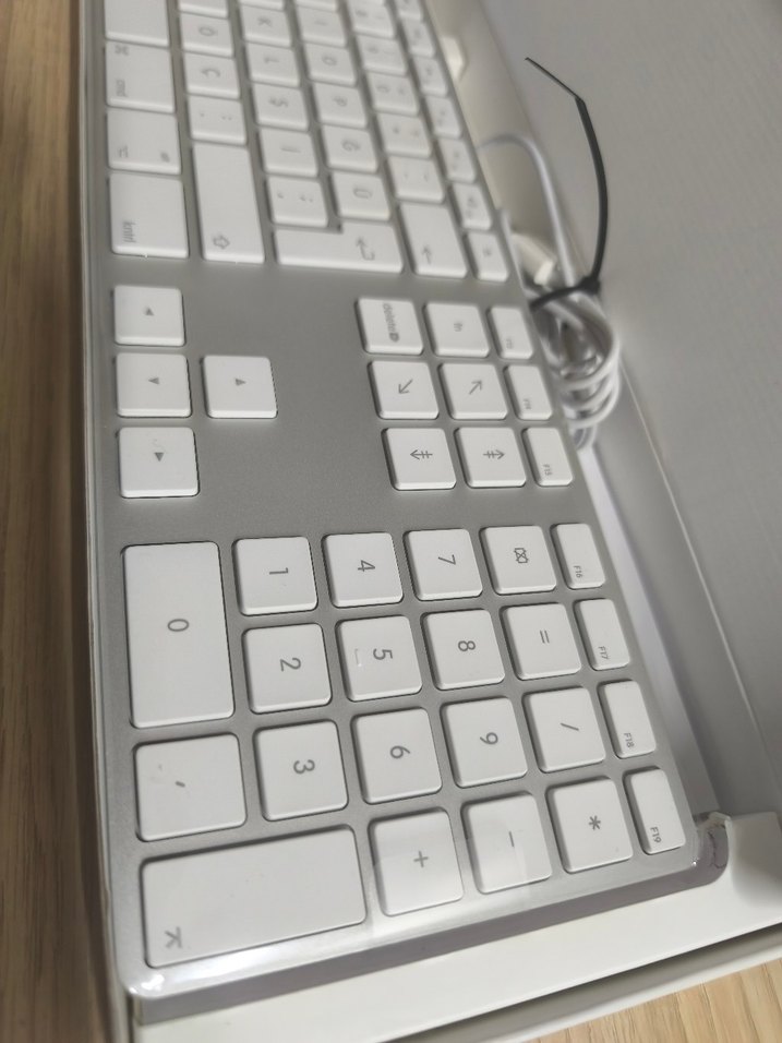 Apple A1243 Beyaz Sıfır Klavye - Görsel 4