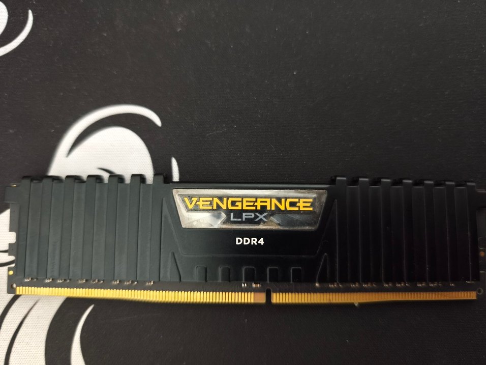 CORSAİR DDR4 8GB 3200MHZ MASAÜSTÜ RAM - Görsel 2