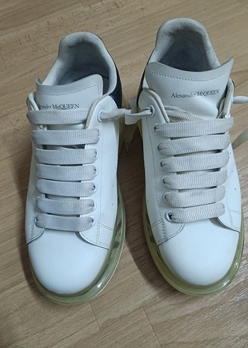 Alexander McQueen 41