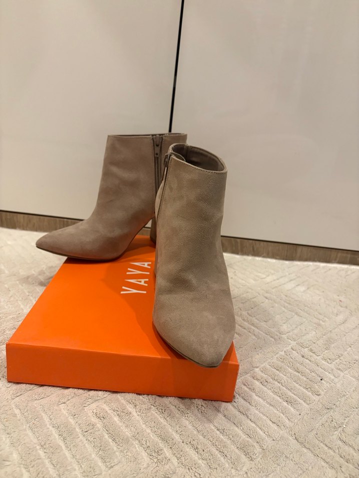 Kadın Bej Süet Topuklu Bot - Görsel 3