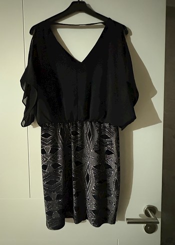 V Yaka elbise - Görsel 2