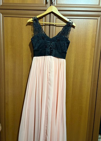 Dantel Detaylı Siyah Üst ve Pembe Uzun Elbise - Görsel 4