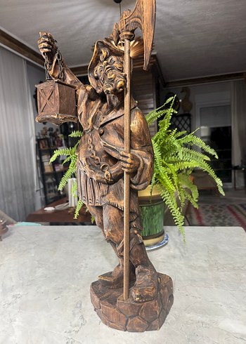 El Yapımı Kahverengi Ahşap Figürin Avrupa el  işçiliği - Görsel 2