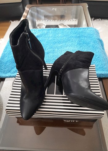 35 Beden Siyah Süet ve deri desenli Stiletto Topuklu Kadın Bot