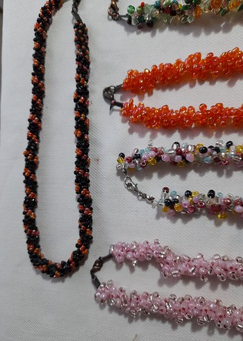 Uzun Renkli Boncuklu Bohem Kolye - Görsel 3