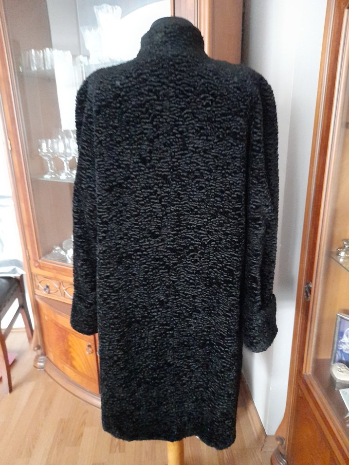 Siyah Uzun Kadın Peluş Kaban - Görsel 5