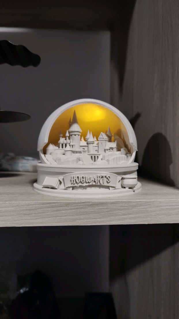 Işıklı Hogwarts Kar Küresi - Görsel 4