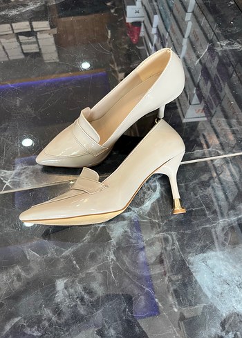 37 40 numarası mevcuttur - Görsel 2