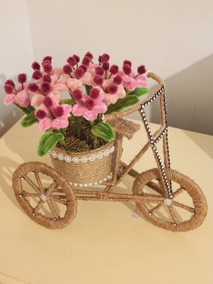El Yapımı Pembe Şönil Çiçekli Jüt İpli Bisiklet - Görsel 2